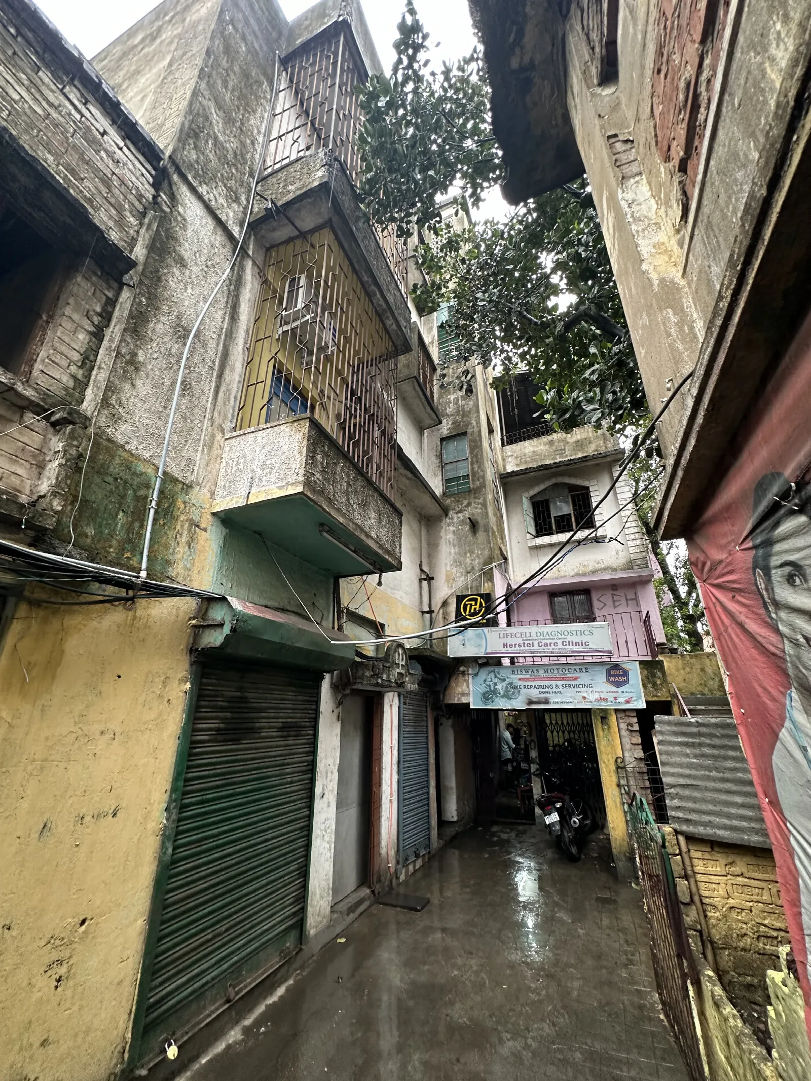 Flat in Garia, Kolkata