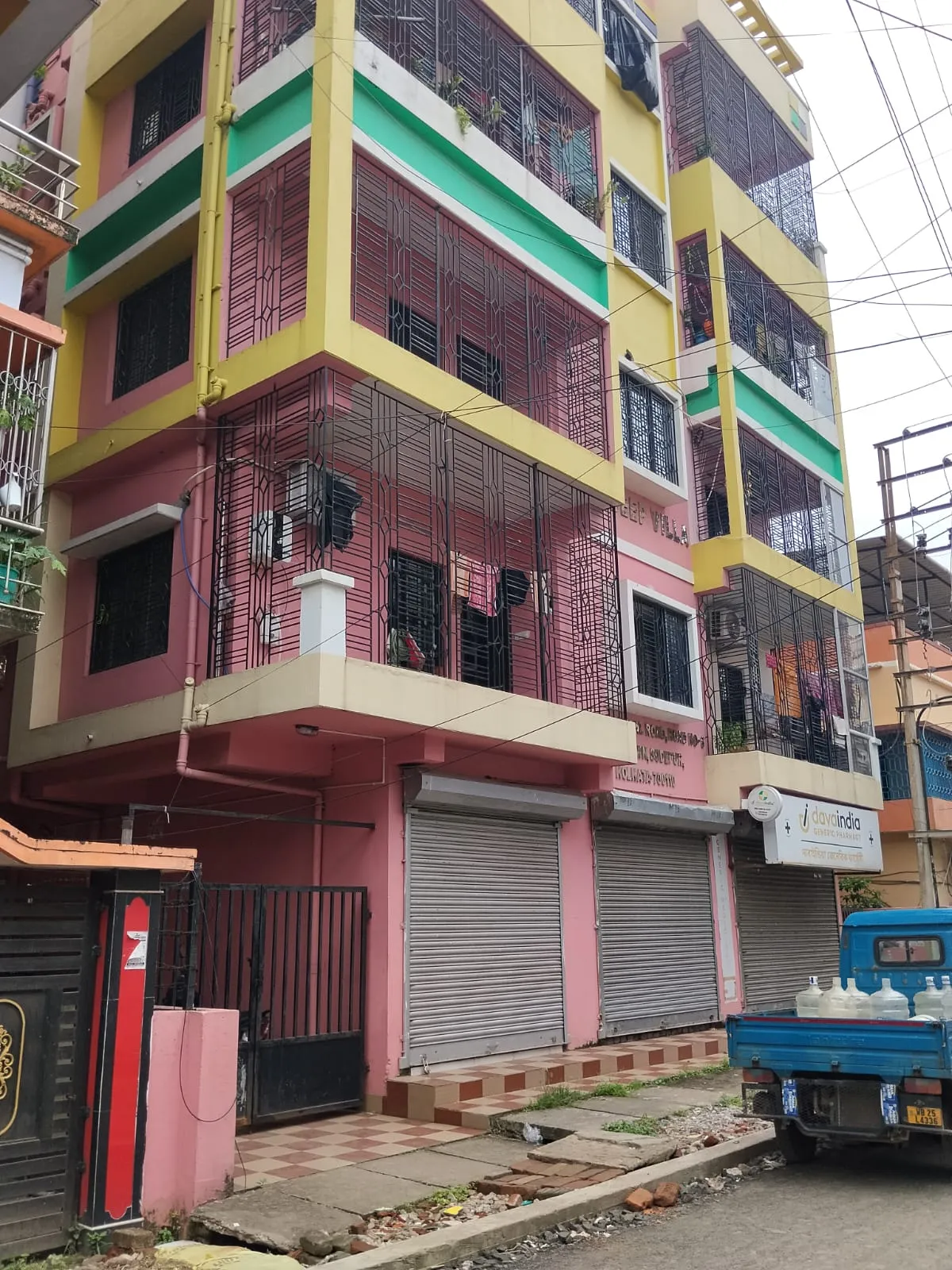 Flat in Sodepur, North 24 Parganas